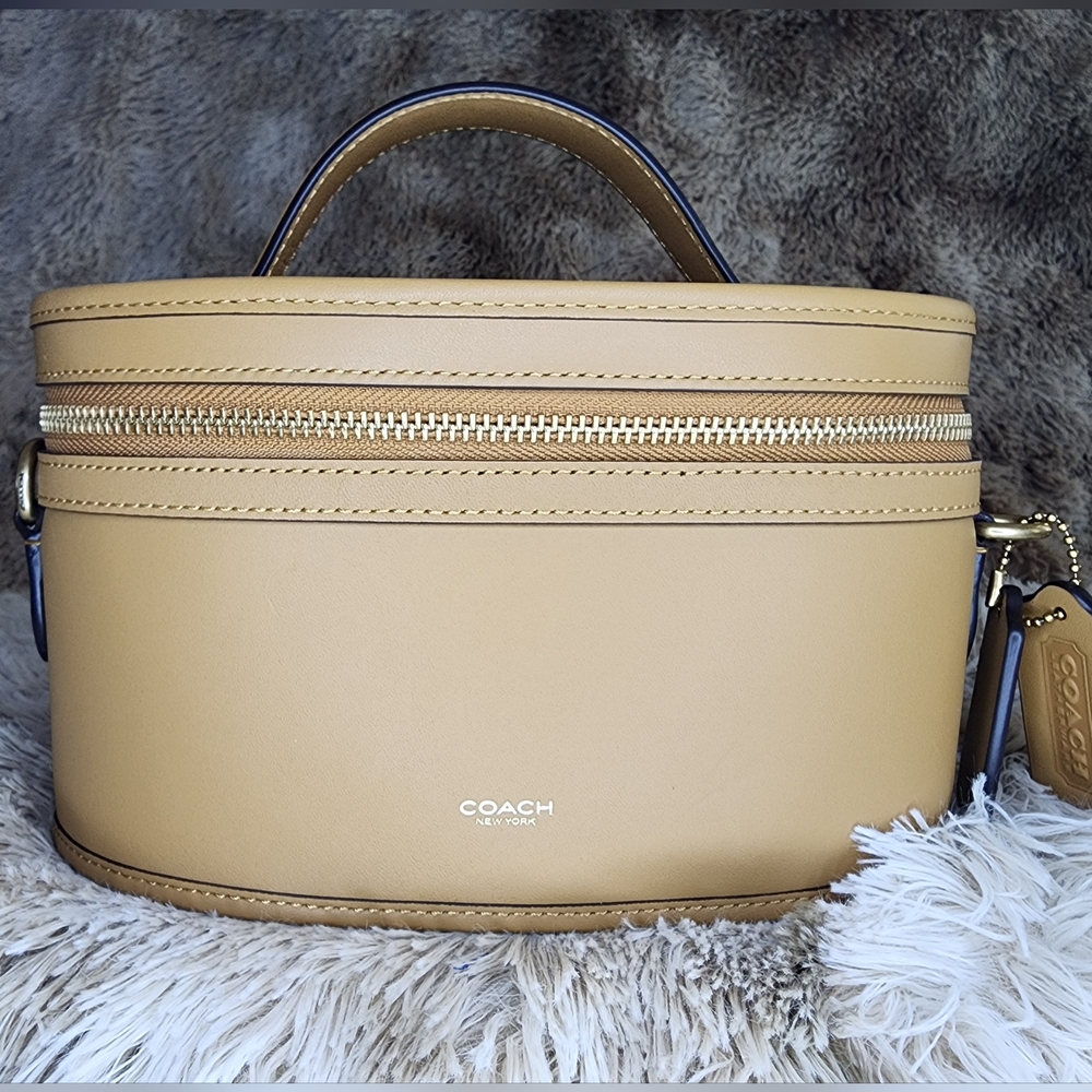 COACH Trail Bag In Honey Brown